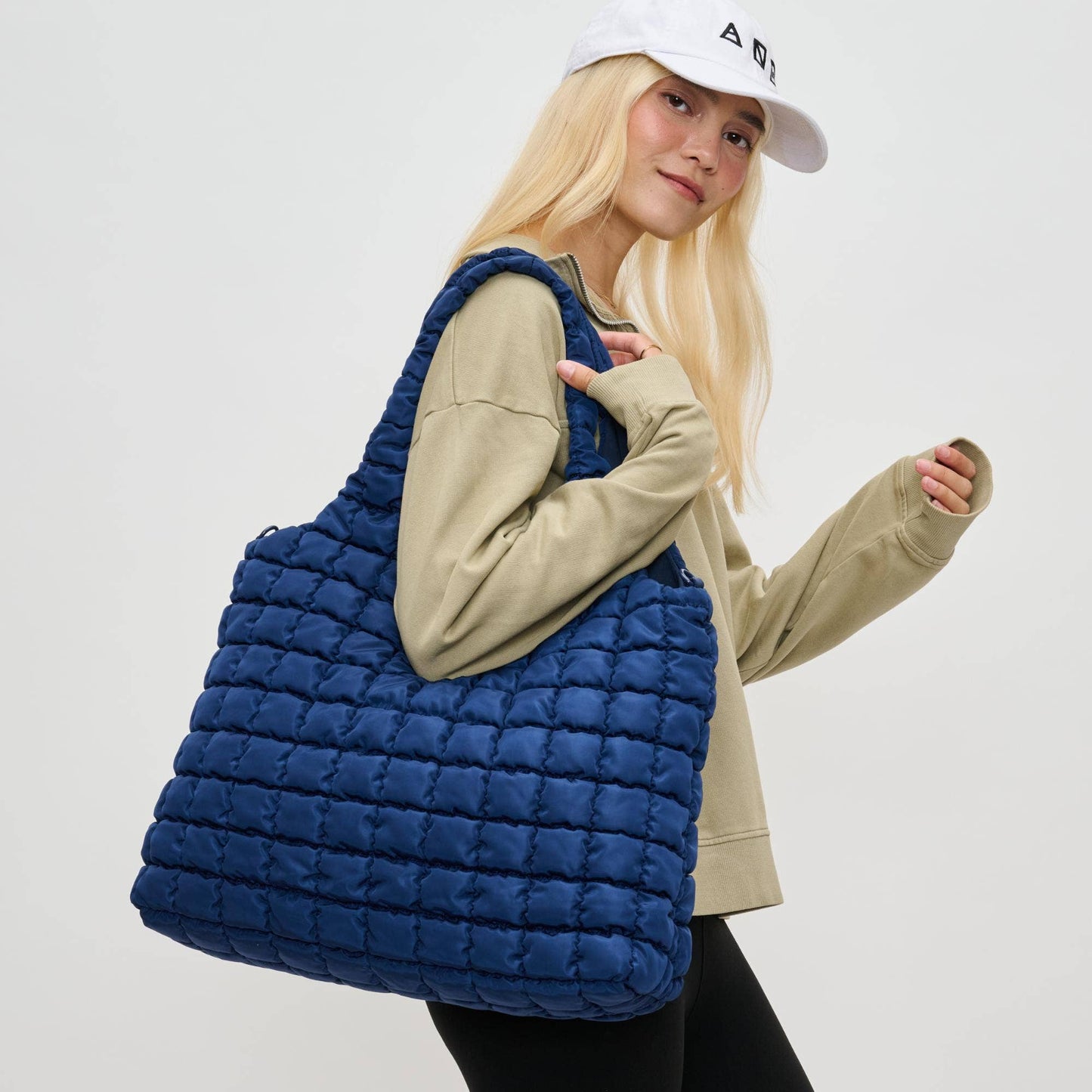 Elevate - Quilted Puffer Nylon Hobo: Brown