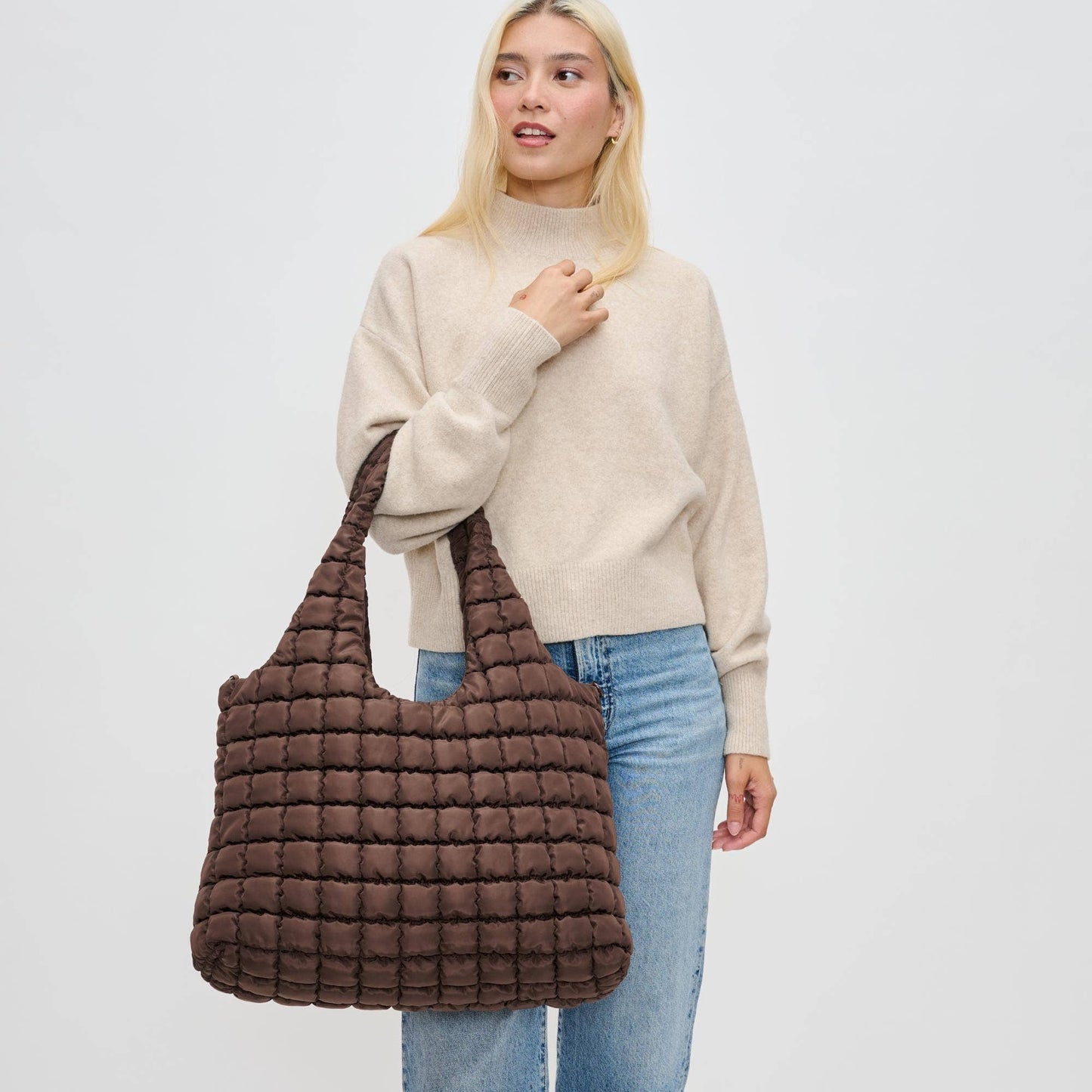 Elevate - Quilted Puffer Nylon Hobo: Olive