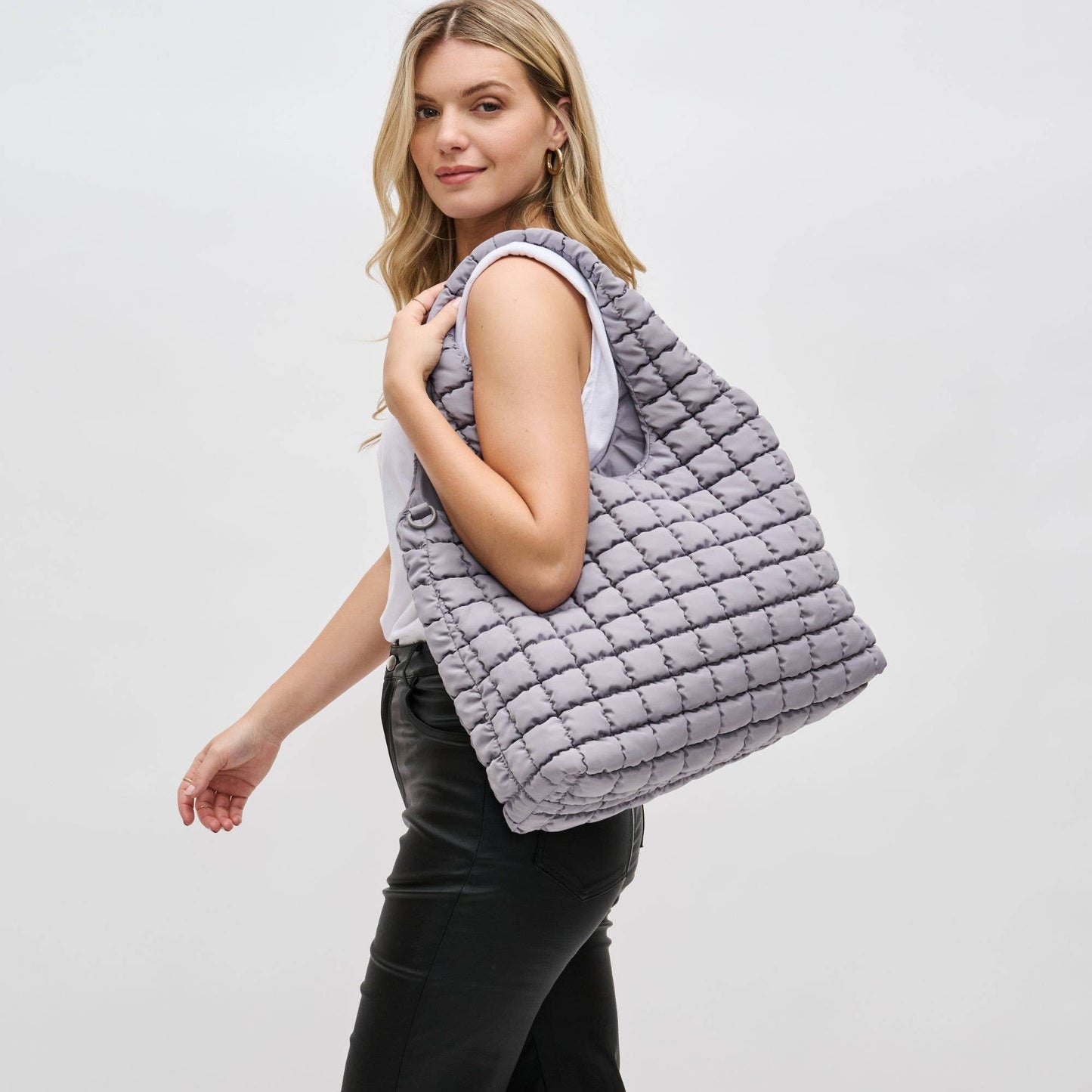 Elevate - Quilted Puffer Nylon Hobo: Burgundy